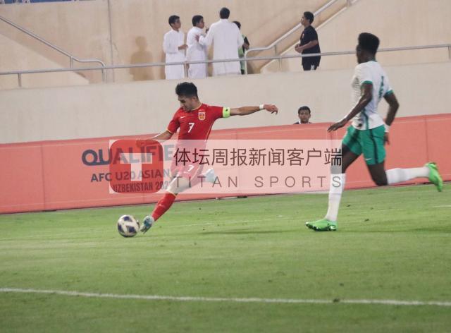 开云平台登录-U19国青队长艾菲尔丁：希望决赛阶段再多进几个球